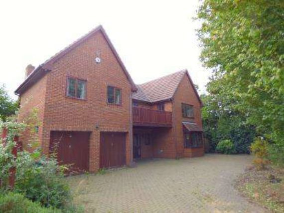 5 Bedroom Detached